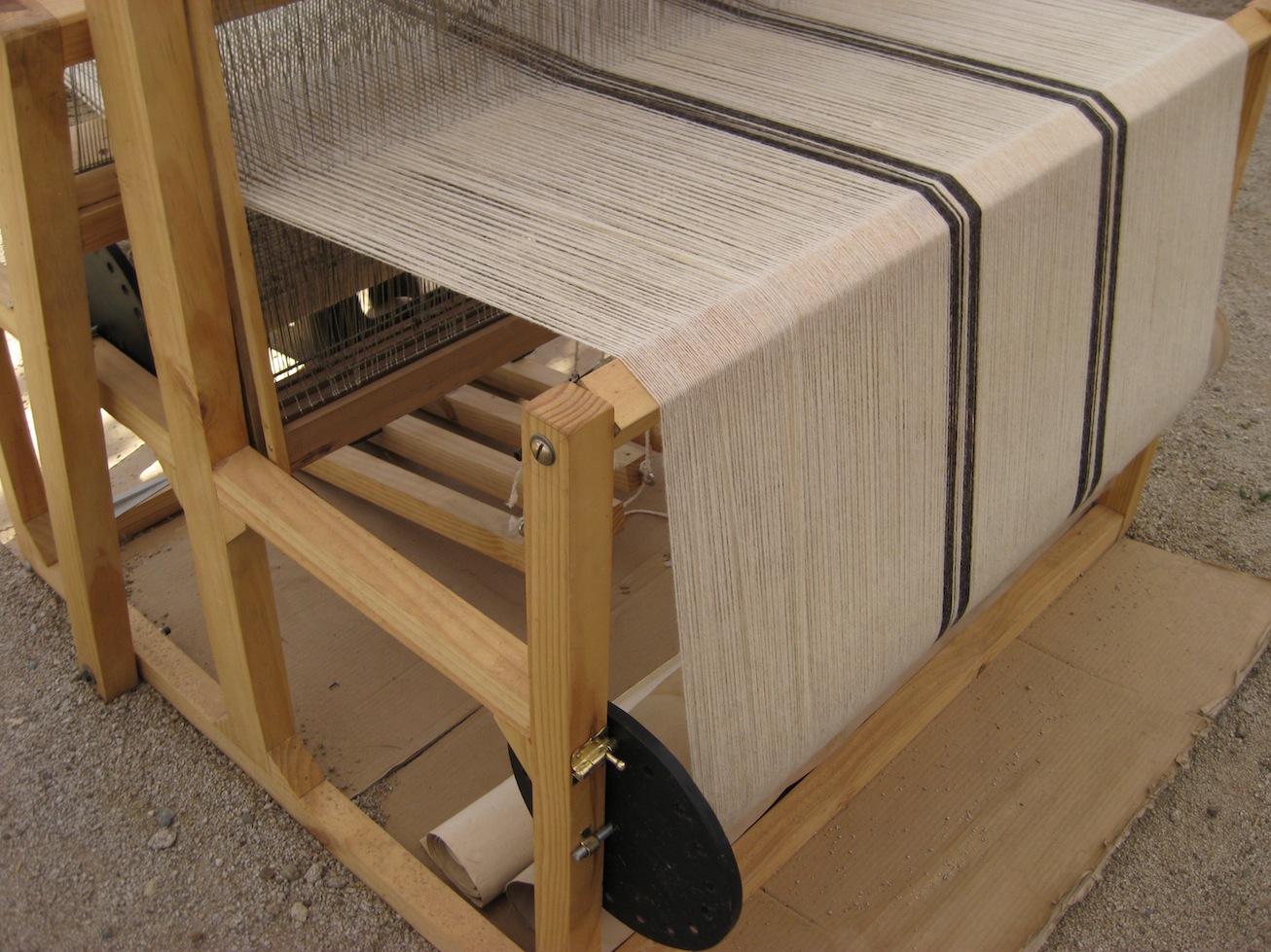 Foot-treadle floor loom for weaving
